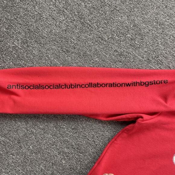 ANTI SOCIAL SOCIAL CLUB ASSC Crewneck in red - Picture 8 of 8